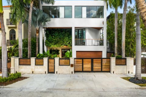 Купить виллу или дом в Майами, Флорида 5 спален, 499.63м2, № 1931377 - фото 9