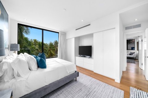 Купить виллу или дом в Майами, Флорида 5 спален, 499.63м2, № 1931377 - фото 30