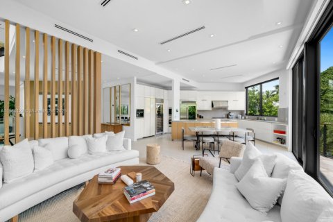 Купить виллу или дом в Майами, Флорида 5 спален, 499.63м2, № 1931377 - фото 20