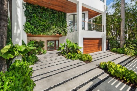 Купить виллу или дом в Майами, Флорида 5 спален, 499.63м2, № 1931377 - фото 5