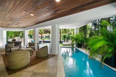 Купить виллу или дом в Майами, Флорида 5 спален, 499.63м2, № 1931377 - фото 13