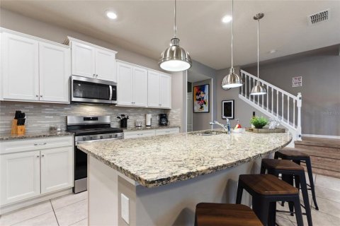 Adosado en venta en Davenport, Florida, 5 dormitorios, 211.91 m2 № 1523064 - foto 14