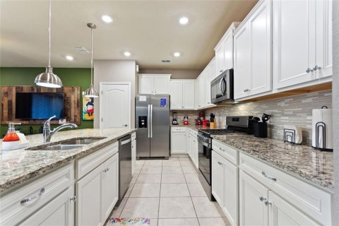 Adosado en venta en Davenport, Florida, 5 dormitorios, 211.91 m2 № 1523064 - foto 11