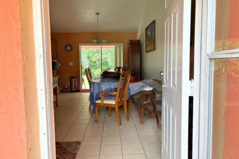 House in Ocala, Florida 3 bedrooms, 130.9 sq.m. № 1757141 - photo 4
