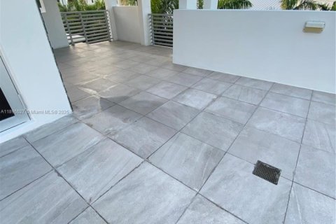 Купить виллу или дом в Дорал, Флорида 4 спальни, 320.33м2, № 1947678 - фото 21