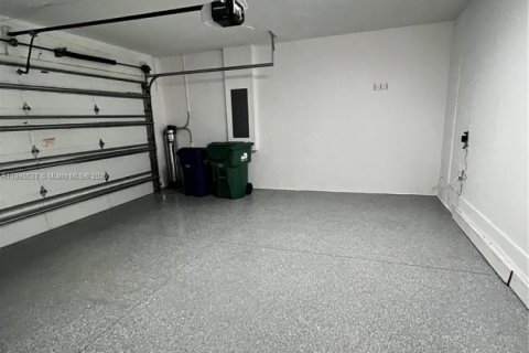 Купить виллу или дом в Дорал, Флорида 4 спальни, 320.33м2, № 1947678 - фото 22