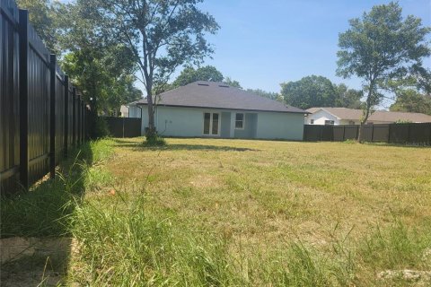House in Spring Hill, Florida 4 bedrooms, 197.23 sq.m. № 2239586 - photo 4