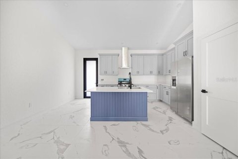 Villa ou maison à louer à Port Charlotte, Floride: 4 chambres, 295.71 m2 № 2408996 - photo 3