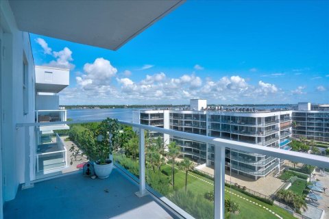 Copropriété à louer à Palm Beach, Floride: 1 chambre, 88.44 m2 № 2307077 - photo 12