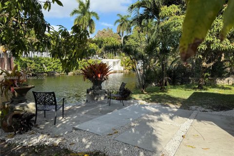 Снять в аренду виллу или дом в Майами, Флорида 3 спальни, № 2026989 - фото 28