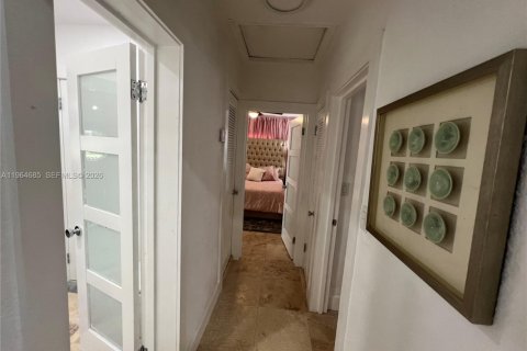 Снять в аренду виллу или дом в Майами, Флорида 3 спальни, № 2026989 - фото 6