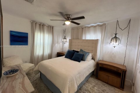 Снять в аренду виллу или дом в Майами, Флорида 3 спальни, № 2026989 - фото 4