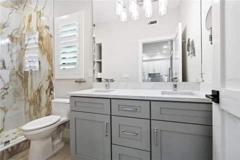 Condo in Sarasota, Florida, 2 bedrooms № 2212543 - photo 19