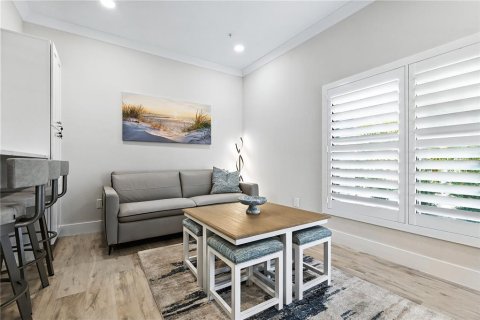 Condo in Sarasota, Florida, 2 bedrooms № 2212543 - photo 7