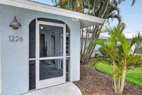 Casa en venta en Venice, Florida, 2 dormitorios, 163.79 m2 № 2223225 - foto 4