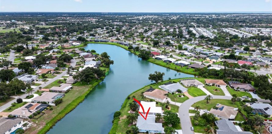 Casa en Venice, Florida 2 dormitorios, 163.79 m2 № 2223225