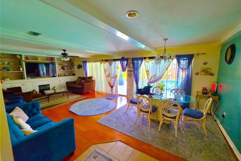 Villa ou maison à vendre à Clearwater, Floride: 3 chambres, 158.03 m2 № 2212373 - photo 5