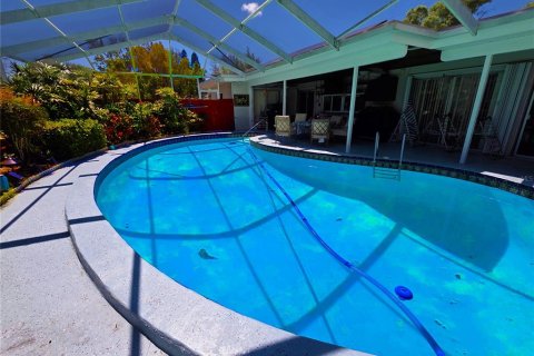 Villa ou maison à vendre à Clearwater, Floride: 3 chambres, 158.03 m2 № 2212373 - photo 16