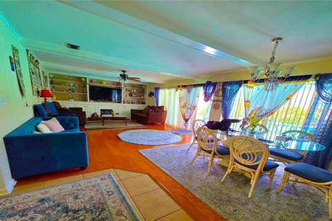 Villa ou maison à vendre à Clearwater, Floride: 3 chambres, 158.03 m2 № 2212373 - photo 4