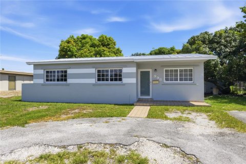 Купить виллу или дом в Хайалиа, Флорида 3 комнаты, 93.92м2, № 2148204 - фото 4