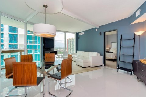 Copropriété à louer à Sunny Isles Beach, Floride: 3 chambres, 134.43 m2 № 1943104 - photo 2