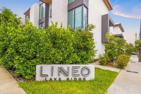 Townhouse in Fort Lauderdale, Florida 3 bedrooms, 184.69 sq.m. № 2249680 - photo 2