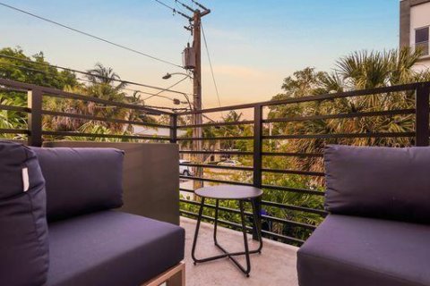 Townhouse in Fort Lauderdale, Florida 3 bedrooms, 184.69 sq.m. № 2249680 - photo 11