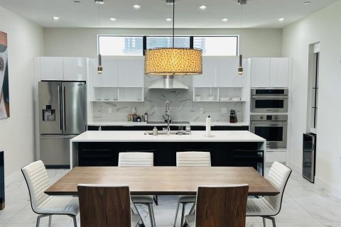 Townhouse in Fort Lauderdale, Florida 3 bedrooms, 184.69 sq.m. № 2249680 - photo 23