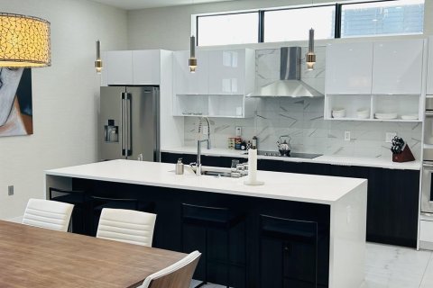 Townhouse in Fort Lauderdale, Florida 3 bedrooms, 184.69 sq.m. № 2249680 - photo 25