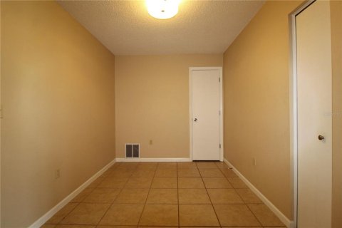 Condominio en alquiler en Bradenton, Florida, 1 dormitorio, 67.63 m2 № 1914019 - foto 8