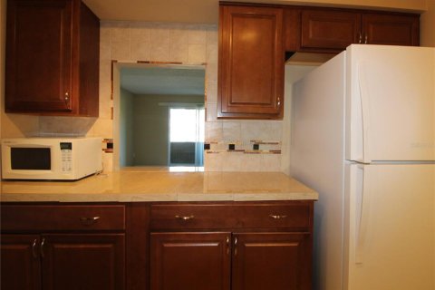 Condominio en alquiler en Bradenton, Florida, 1 dormitorio, 67.63 m2 № 1914019 - foto 3