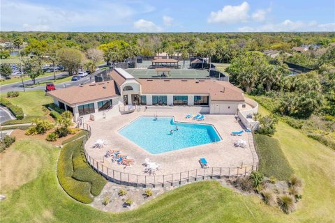 Condo in New Smyrna Beach, Florida, 2 bedrooms  № 1686606 - photo 22