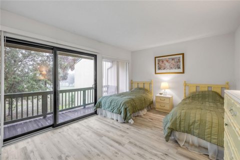 Condo in New Smyrna Beach, Florida, 2 bedrooms  № 1686606 - photo 14