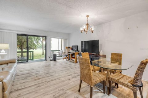 Condo in New Smyrna Beach, Florida, 2 bedrooms  № 1686606 - photo 3
