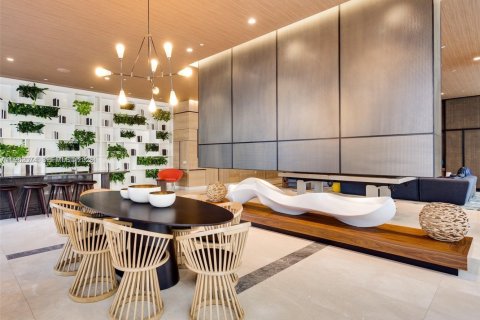 Купить кондоминиум в Майами, Флорида 1 спальня, 76.74м2, № 2054399 - фото 15