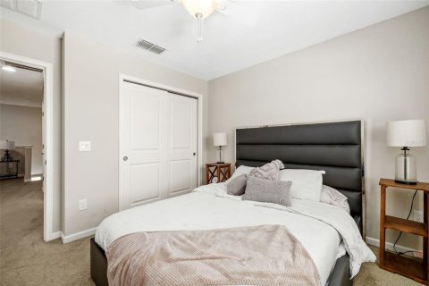 Townhouse in HARMONY AT LAKEWOOD RANCH in Bradenton, Florida 3 bedrooms, 170.75 sq.m. № 1826745 - photo 30