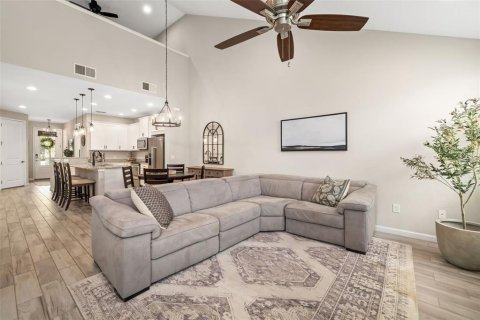 Townhouse in HARMONY AT LAKEWOOD RANCH in Bradenton, Florida 3 bedrooms, 170.75 sq.m. № 1826745 - photo 3