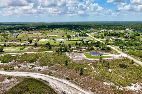 Land in Naples, Florida № 2156493 - photo 9