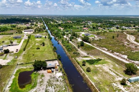 Land in Naples, Florida № 2156493 - photo 7