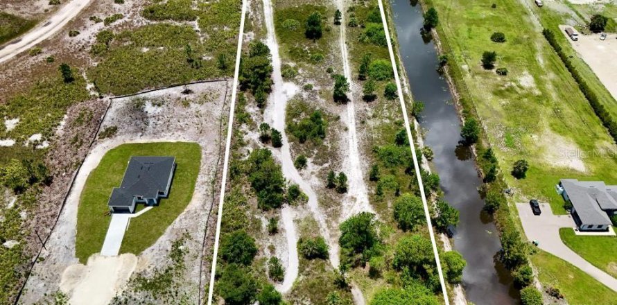 Land in Naples, Florida № 2156493