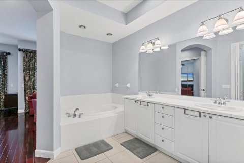 Copropriété à vendre à Bradenton, Floride: 3 chambres, 189.43 m2 № 2222456 - photo 21