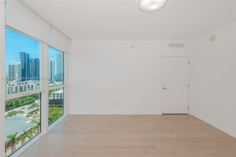 Copropriété à vendre à Sunny Isles Beach, Floride: 3 chambres, 158.4 m2 № 1851943 - photo 17