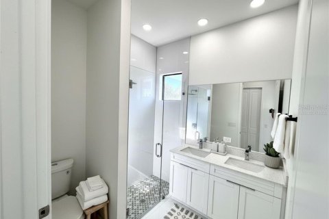 Купить виллу или дом в Кейп-Корал, Флорида 4 комнаты, 176.89м2, № 2345362 - фото 16