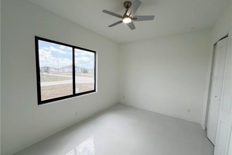 Купить виллу или дом в Кейп-Корал, Флорида 4 комнаты, 176.89м2, № 2345362 - фото 10
