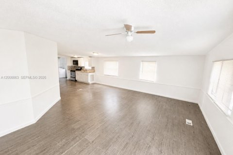 Appartement à louer à Dania Beach, Floride: 2 chambres № 2168223 - photo 13