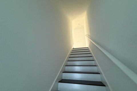 Снять в аренду таунхаус в Уэсли-Чепел, Флорида 4 спальни, 240.9м2, № 1893673 - фото 22