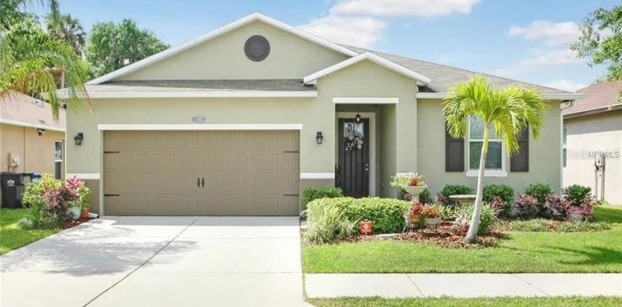 Villa ou maison à Gibsonton, Floride 4 chambres, 184.23 m2 № 2391154