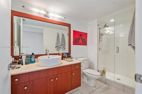 Condo in Aventura, Florida, 3 bedrooms  № 2037645 - photo 16