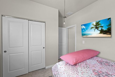 Casa en venta en Port St. Lucie, Florida, 4 dormitorios, 178 m2 № 2176703 - foto 18