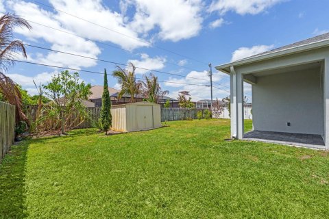 Casa en venta en Port St. Lucie, Florida, 4 dormitorios, 178 m2 № 2176703 - foto 28